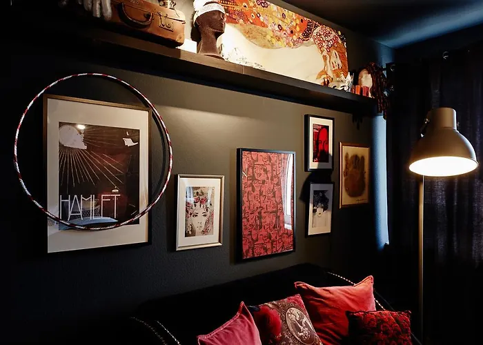 Friends Downtown Hotel 4*