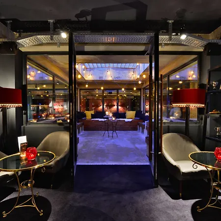 Friends Downtown 4* דיסלדורף