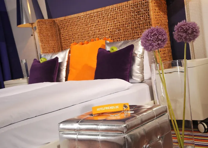 Отель Friends Downtown Дюссельдорф