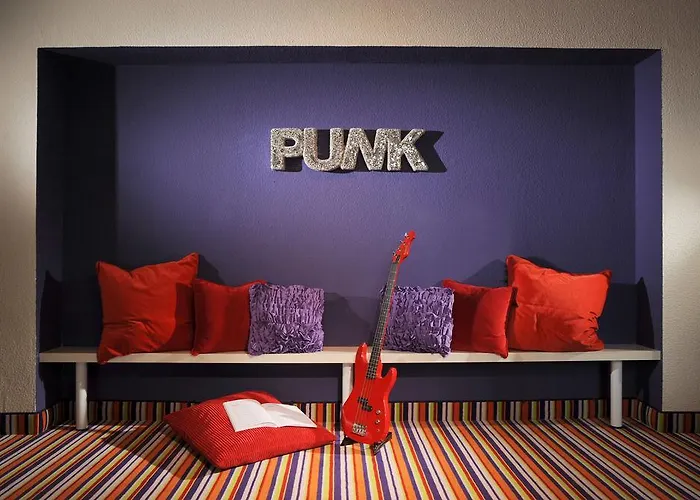 Friends Downtown Дюссельдорф