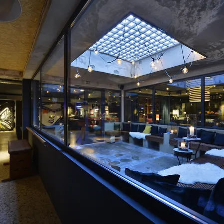 Hotel Friends Downtown