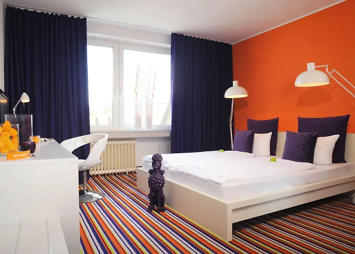 Friends Downtown Hotel 4*