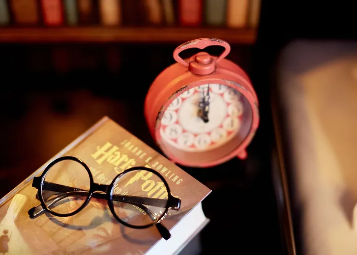 Friends Downtown Hotel