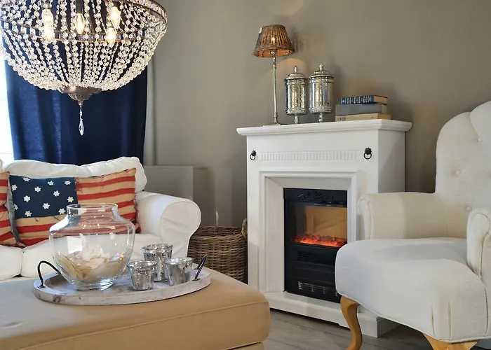 Friends Downtown 酒店 4*