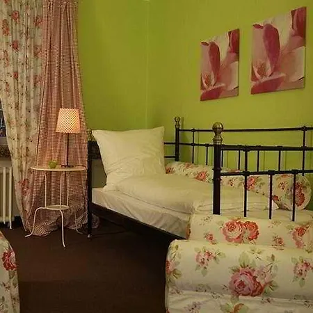 Friends Downtown Szálloda Düsseldorf