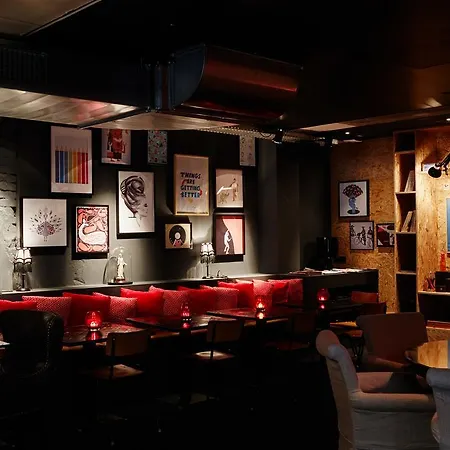 Szálloda Friends Downtown Düsseldorf