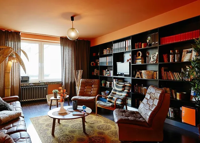 Friends Downtown Hotel