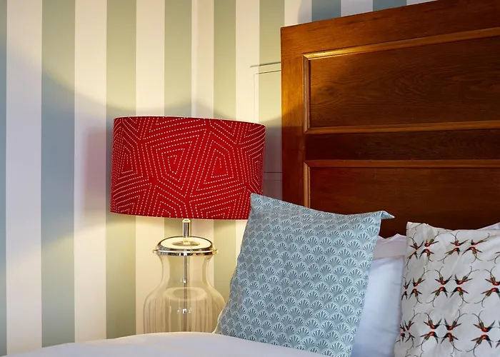 Hotel Friends Downtown 4*